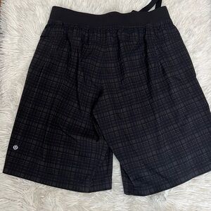 Lululemon Athletica core men shorts size‎ L